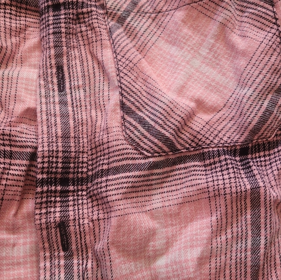 Aritzia TNA Buffalo Plaid Shirt - Picture 7 of 8